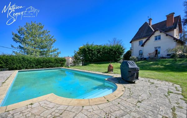 Propriete à vendre 13 pièces proche de SAINT SYMPHORIEN SUR COISE (69) de 525m² sur un parc classé de 5800 m²