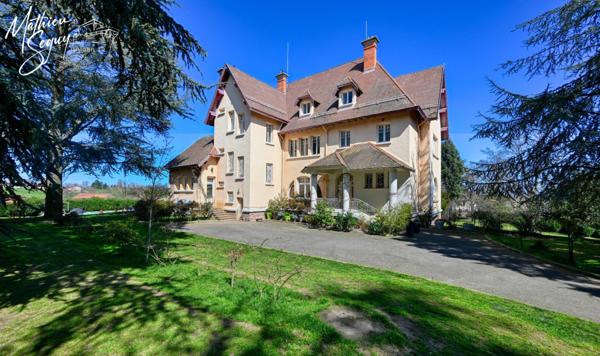 Propriete à vendre 13 pièces proche de SAINT SYMPHORIEN SUR COISE (69) de 525m² sur un parc classé de 5800 m²