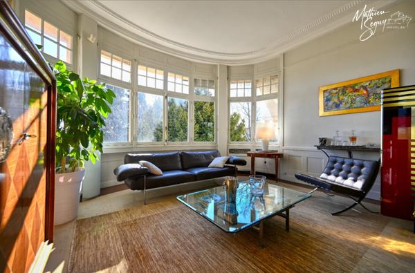 Propriete à vendre 13 pièces proche de SAINT SYMPHORIEN SUR COISE (69) de 525m² sur un parc classé de 5800 m²