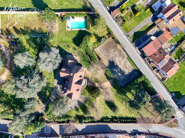 Propriete à vendre 13 pièces proche de SAINT SYMPHORIEN SUR COISE (69) de 525m² sur un parc classé de 5800 m²