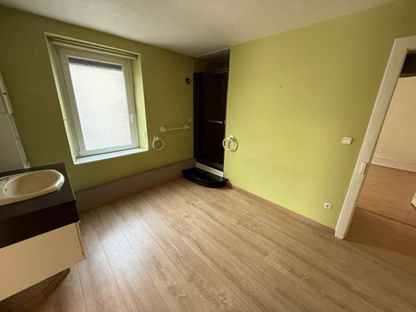 Maison de village + Local commercial