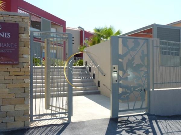 Dpt Hérault (34), à vendre MAUGUIO appartement T2