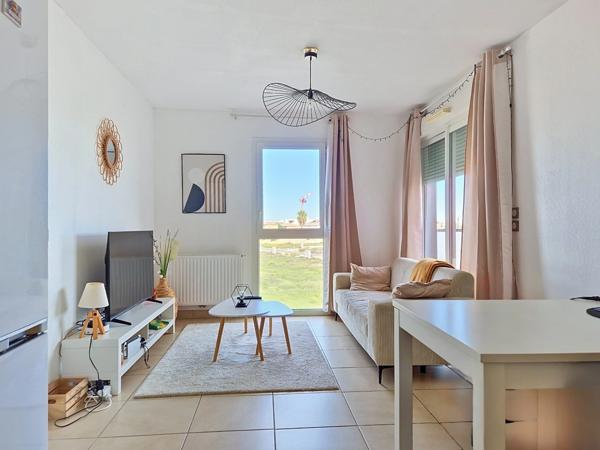 Dpt Hérault (34), à vendre MAUGUIO appartement T2
