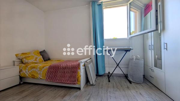 Appartement
         4 pièces
        - 85 m² Exclusivité 274 000 € *