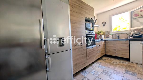 Appartement
         4 pièces
        - 85 m² Exclusivité 274 000 € *