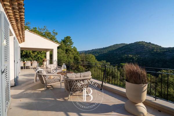 Grimaud, Maison 5 Chambres -  215 m² à vendre