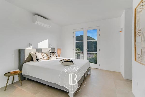 Grimaud, Maison 5 Chambres -  215 m² à vendre