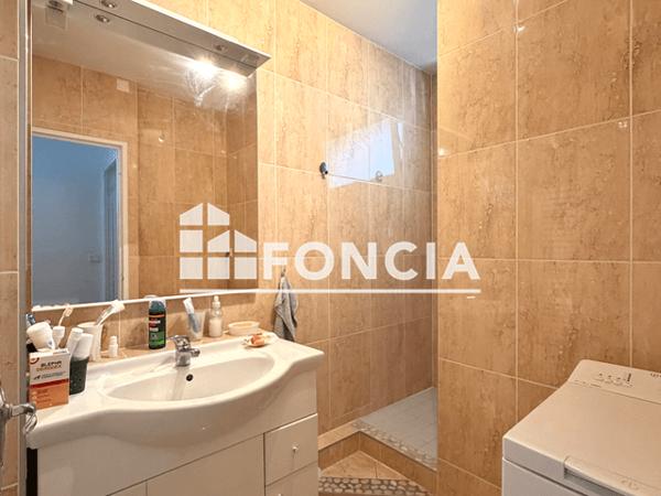 Location Appartement 2 pièces 44.48 m² - 65-67 ET 69 RUE MAINDRON Cholet 49300