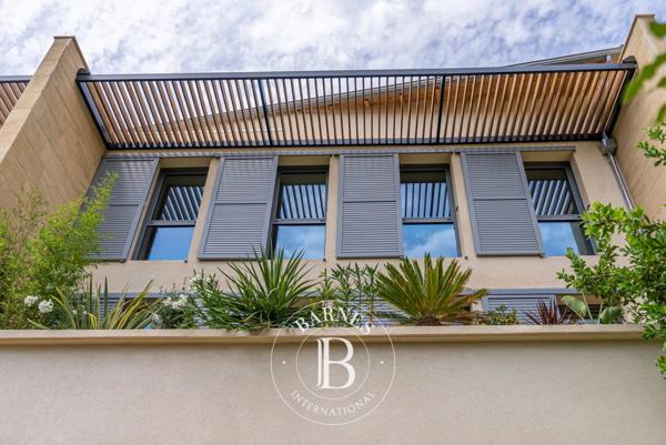 Aix-en-Provence, Maison de ville 4 Chambres -  230 m² à vendre