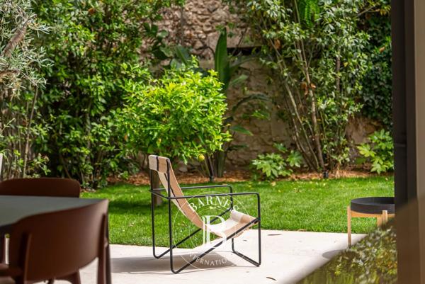 Aix-en-Provence, Maison de ville 4 Chambres -  230 m² à vendre