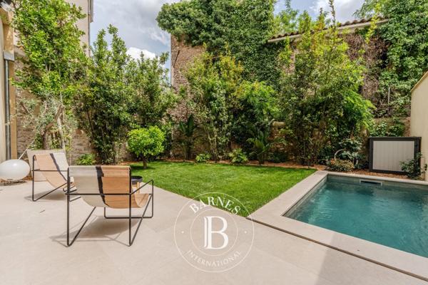 Aix-en-Provence, Maison de ville 4 Chambres -  230 m² à vendre