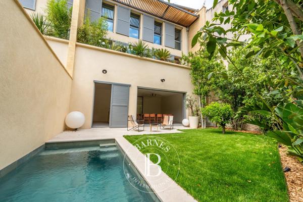 Aix-en-Provence, Maison de ville 4 Chambres -  230 m² à vendre