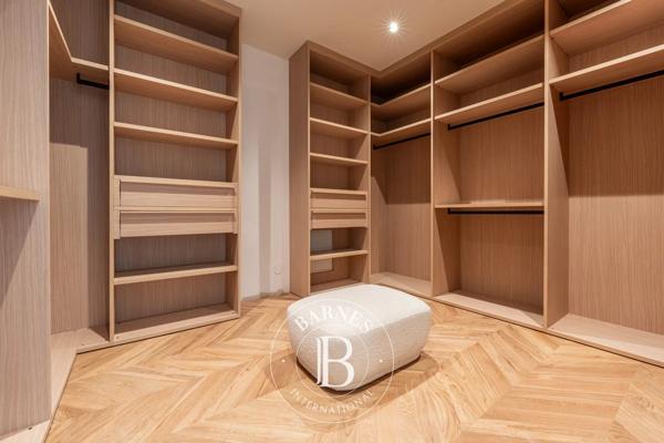 Aix-en-Provence, Maison de ville 4 Chambres -  230 m² à vendre