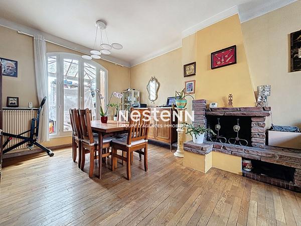 ISSY LES MOULINEAUX - Vente d une maison en meuliere avec jardin