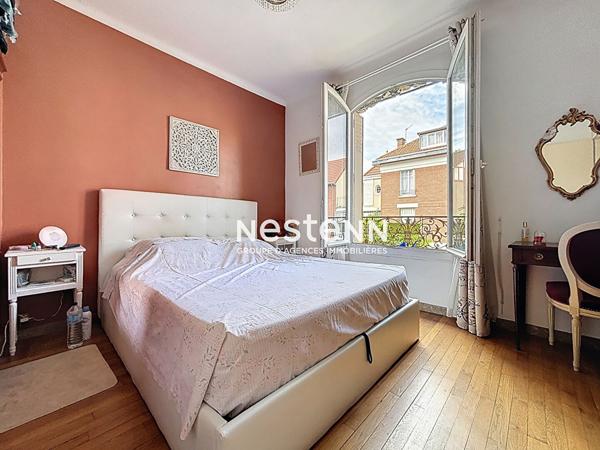 ISSY LES MOULINEAUX - Vente d une maison en meuliere avec jardin