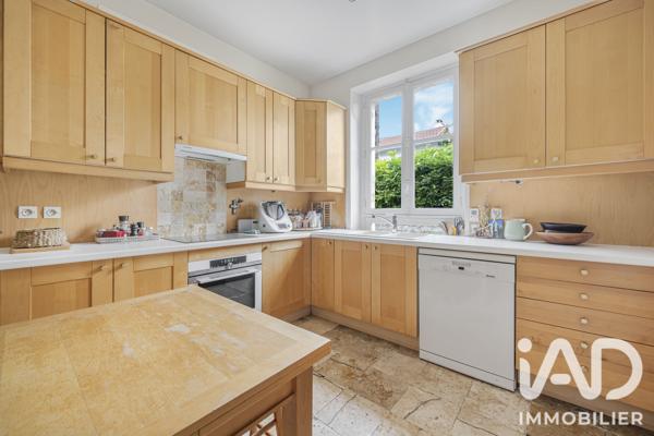 Maison (prestige) à vendre 11 pièces 247 m² Chatou