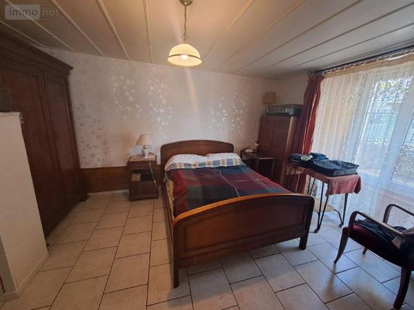 Maison à vendre à Saint-Flour dans le Cantal (15100), ref : 044/1206