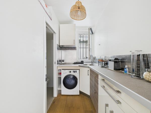 Montparnasse / Alesia x Studio entièrement rénové & meublé (bail code civil exclusivement)