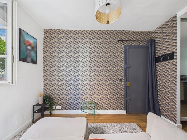 Montparnasse / Alesia x Studio entièrement rénové & meublé (bail code civil exclusivement)