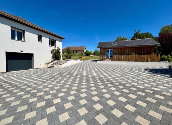 Propriété rénovée avec piscine, 160 m² sur 27 ares 96