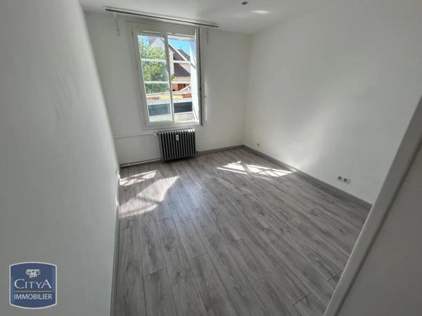 Appartement à louer 2 pièces 59.01m² Châlons-en-Champagne (51000)