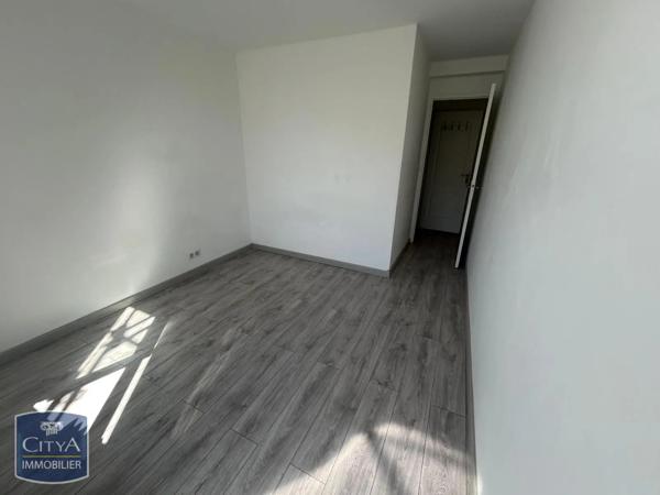 Appartement à louer 2 pièces 59.01m² Châlons-en-Champagne (51000)