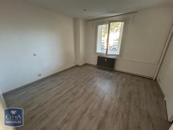 Appartement à louer 2 pièces 59.01m² Châlons-en-Champagne (51000)