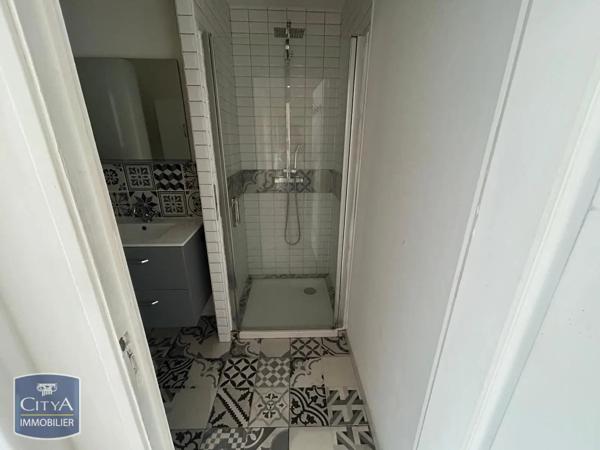 Appartement à louer 2 pièces 59.01m² Châlons-en-Champagne (51000)