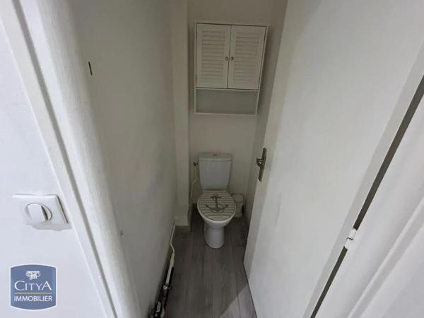 Appartement à louer 2 pièces 59.01m² Châlons-en-Champagne (51000)