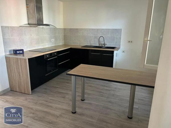 Appartement à louer 2 pièces 59.01m² Châlons-en-Champagne (51000)