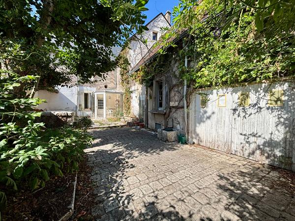 Ensemble immobilier à fort potentiel
