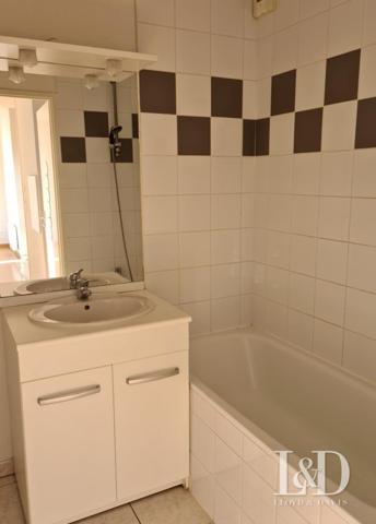 APPARTEMENT 2 PIECES HAUT FLOIRAC  