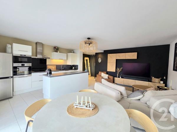 Appartement F4 à vendre  4 pièces - 83 m2 PLAN DE CUQUES - 13