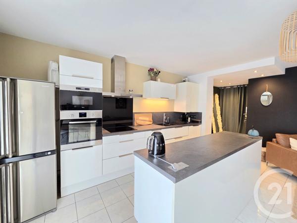 Appartement F4 à vendre  4 pièces - 83 m2 PLAN DE CUQUES - 13