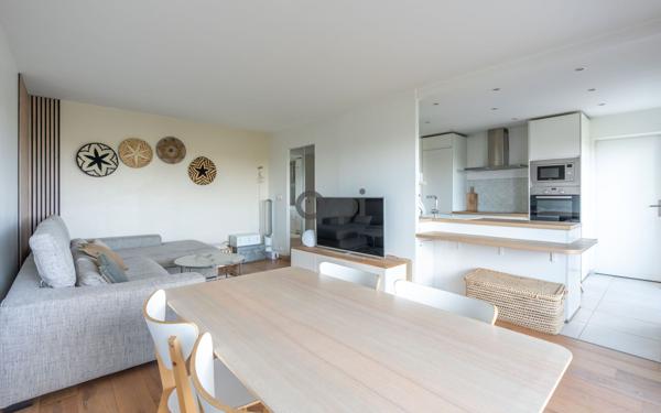 Appartement à vendre    3 pièces • 70,28 m2 Saint-Maurice