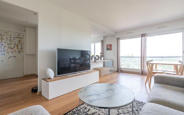 Appartement à vendre    3 pièces • 70,28 m2 Saint-Maurice