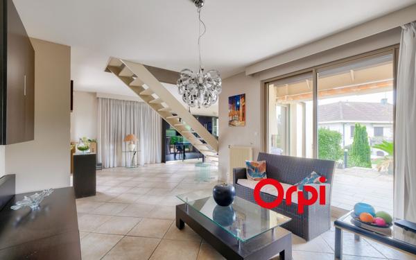 Maison à vendre    8 pièces • 165 m2 Chaponost