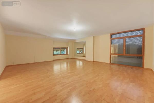 Achat - Maison Divonne-les-Bains 01220 11 pièces 661 m 2 31616 m 2