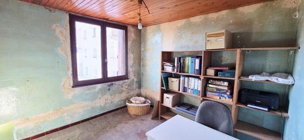 Maison 7 pièce(s) 170 m2 sur 792 m², de terrain à fort potentiel