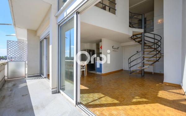 Appartement à vendre    3 pièces • 76,38 m2 Valenciennes