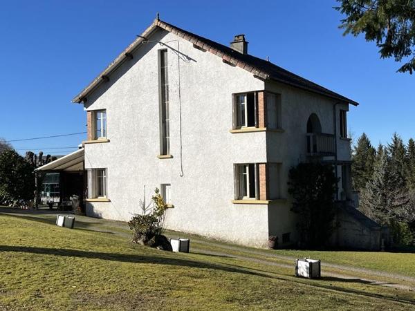 Maison à vendre |  Saint-Yrieix-la-Perche |  7 pièces | 161 m²