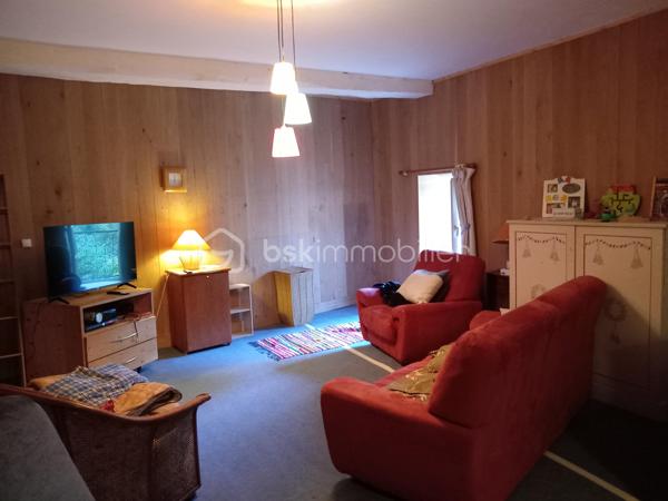 Maison en pierre de 322 m²