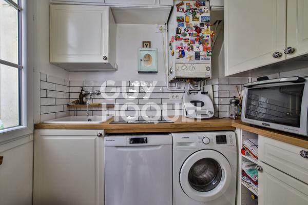 EXCULISIVITÉ GUY HOQUET OBERKAMPF - Quartier Porte Saint-Martin