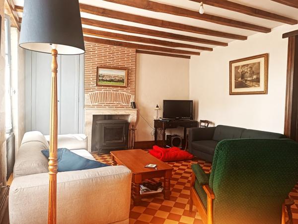 MAISON DE CARACTERE 230 M² 6 CHAMBRES 234 999 € H.A.I.*