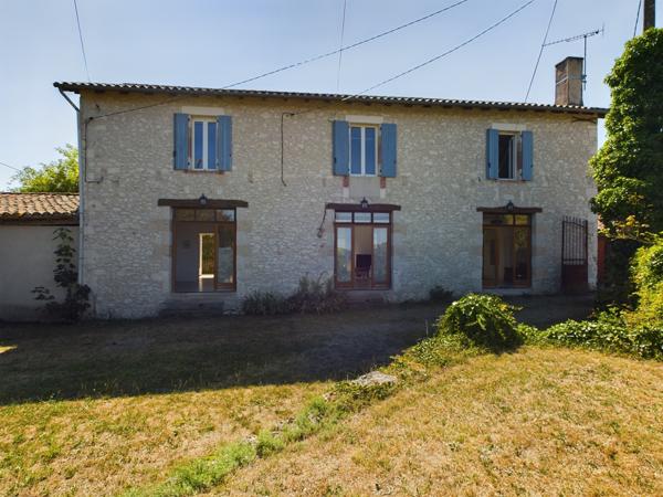 Roquecor (82150) Roquecor Opportunité d’investissement et de cadre de vie maison avec 6 chambres et jardin