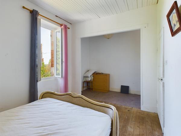 Roquecor (82150) Roquecor Opportunité d’investissement et de cadre de vie maison avec 6 chambres et jardin