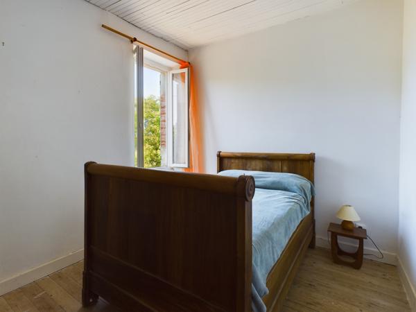 Roquecor (82150) Roquecor Opportunité d’investissement et de cadre de vie maison avec 6 chambres et jardin