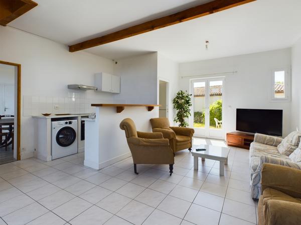 Roquecor (82150) Roquecor Opportunité d’investissement et de cadre de vie maison avec 6 chambres et jardin