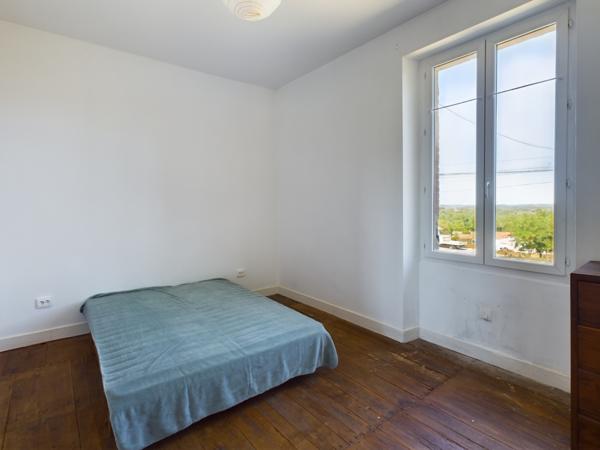 Roquecor (82150) Roquecor Opportunité d’investissement et de cadre de vie maison avec 6 chambres et jardin