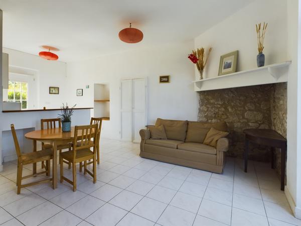 Roquecor (82150) Roquecor Opportunité d’investissement et de cadre de vie maison avec 6 chambres et jardin